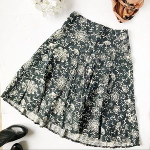 Vintage Gap Black & White Floral Linen Swing Skirt